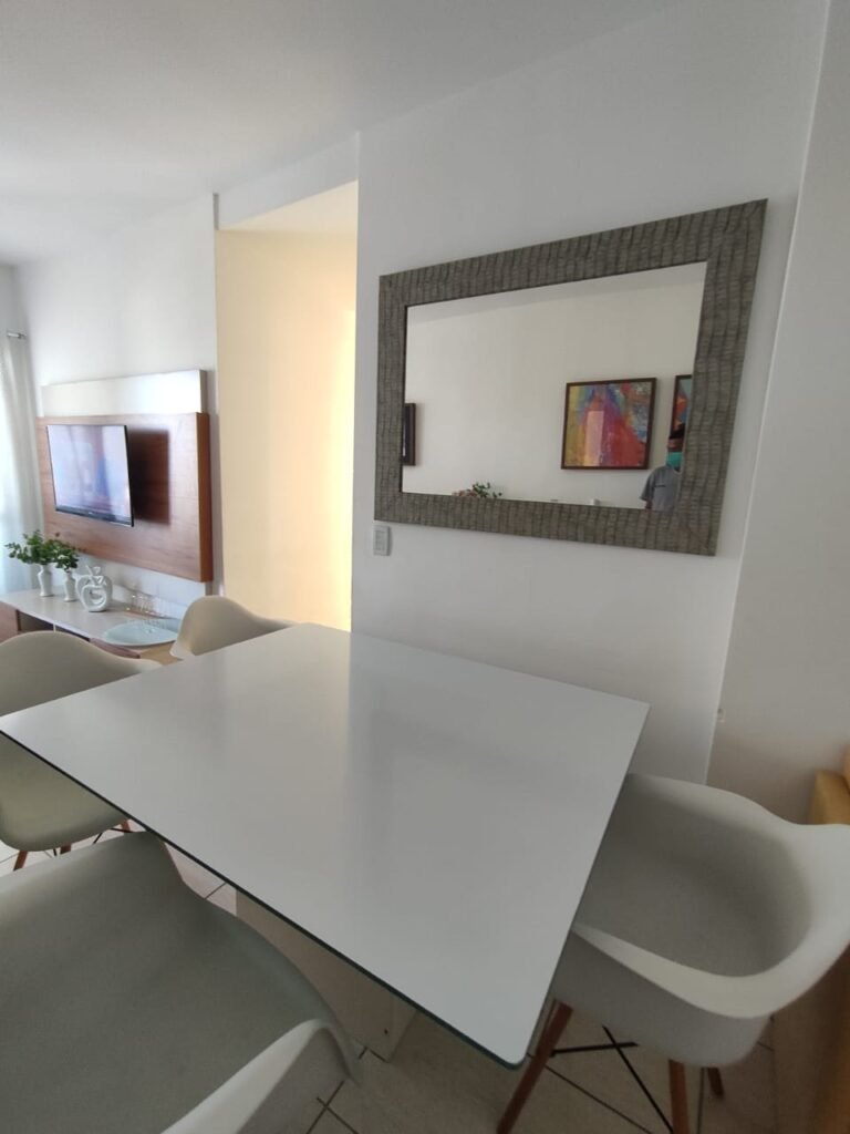 Película Branca em Mesa de Vidro 1 pelicula branca em mesa de vidro